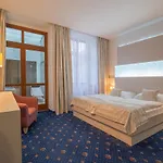 Zlata Hvezda Hotel 4*