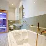 Zlata Hvezda Hotel 4*