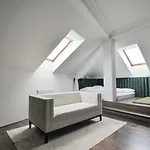 Zlata Hvezda Hotel 4*