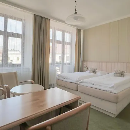 Zlata Hvezda Hotel 4*
