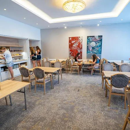 Zlata Hvezda Hotel 4*
