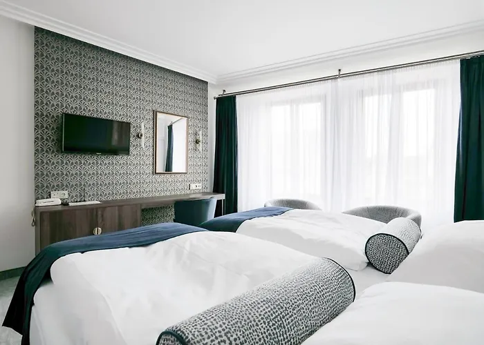 Zlata Hvezda Hotell 4*