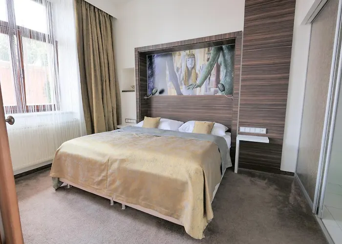 Hotell Zlata Hvezda 4*
