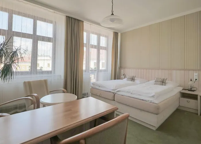Zlata Hvezda Hotell 4*