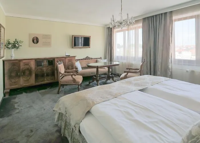 Zlata Hvezda 4* Litomyšl