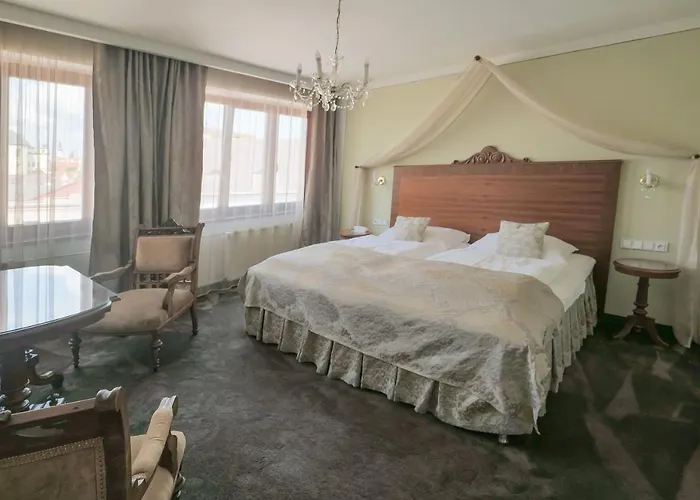 Zlata Hvezda Hotell 4*