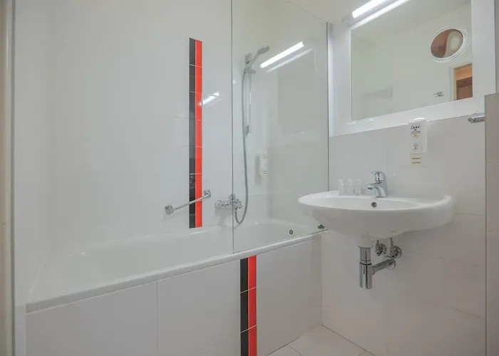 Zlata Hvezda Hotell 4*