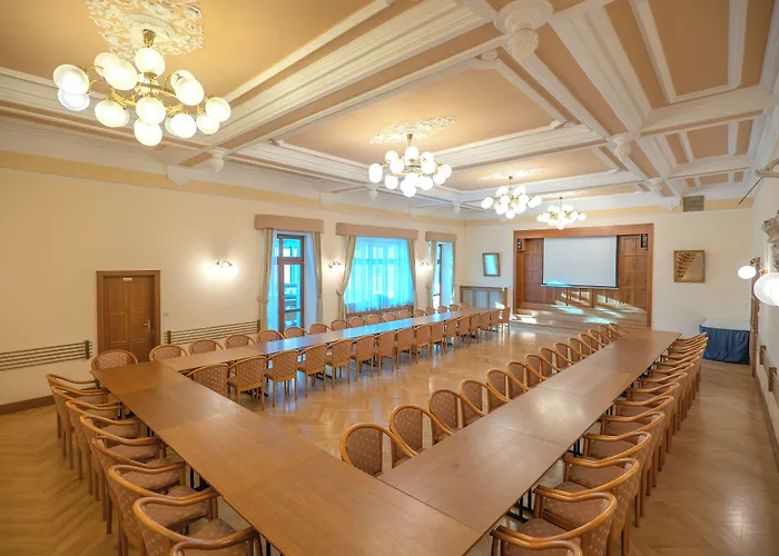 Zlata Hvezda Hotell