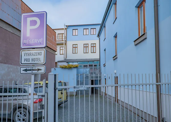 Hotell Zlata Hvezda 4*